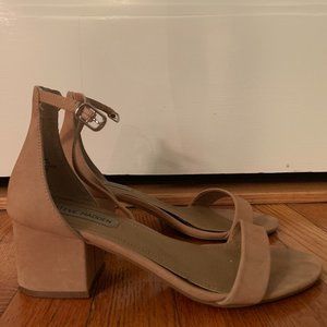 Steve Madden Nude Suede Block Heels Size 7